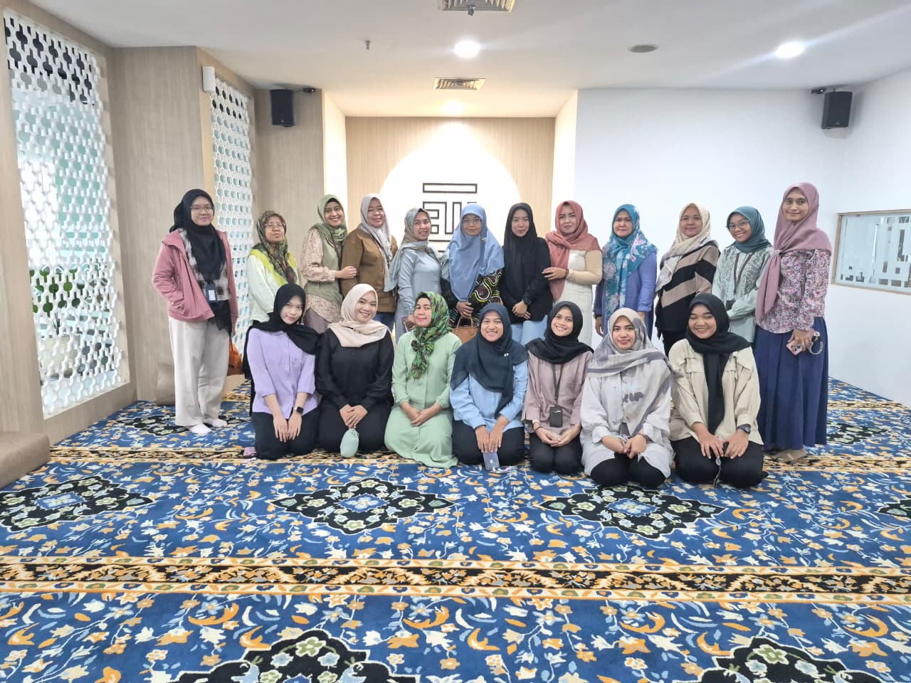 Askrindo Syariah Gelar Tausiah Keputrian Jumat, Bahas Hikmah Haditsul Ifki dari Aisyah RA
