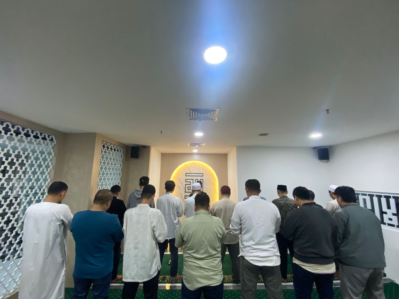 Askrindo Syariah Laksanakan Qiyamul Lail dan Tausiah Subuh