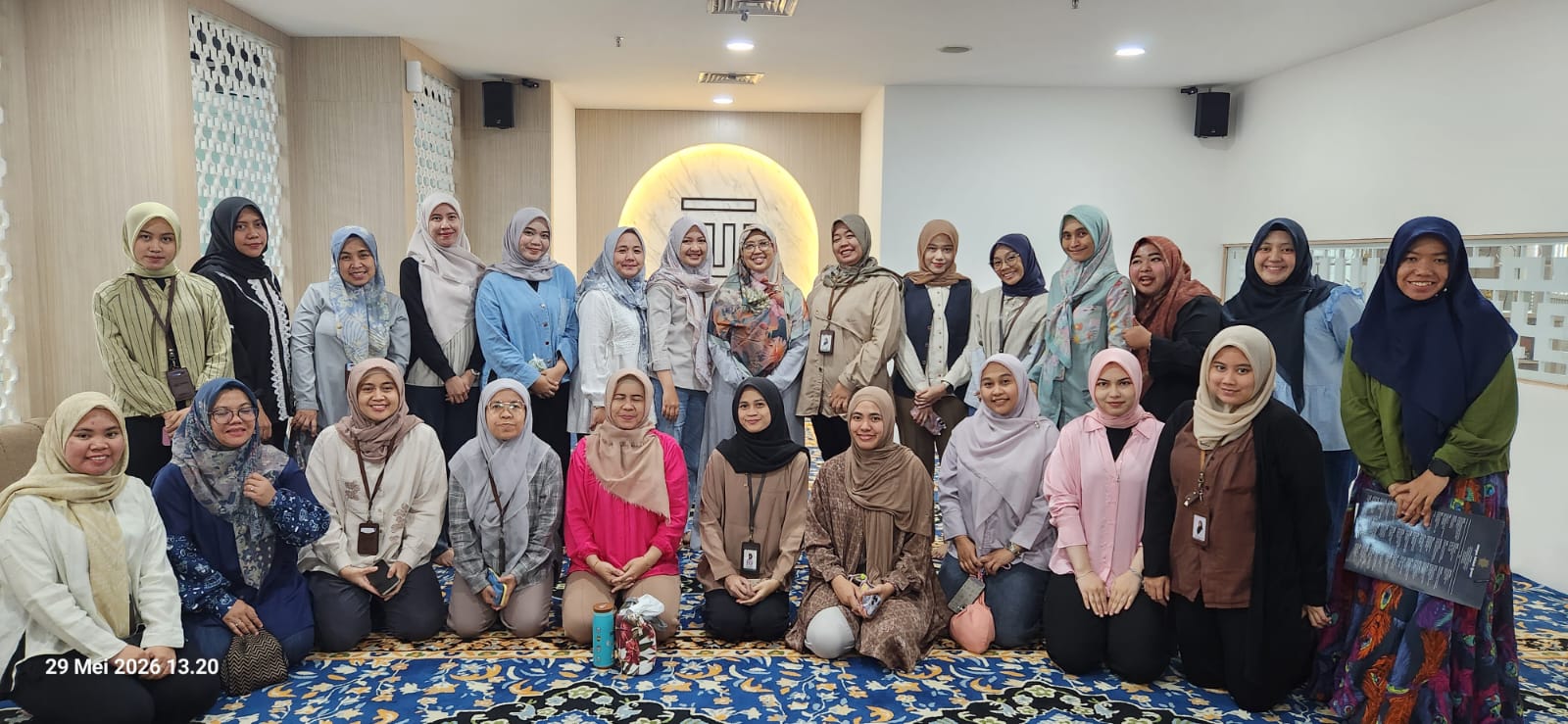 Askrindo Syariah Gelar Tausiah Keputrian Bahas Keteladanan Ibunda Hajar