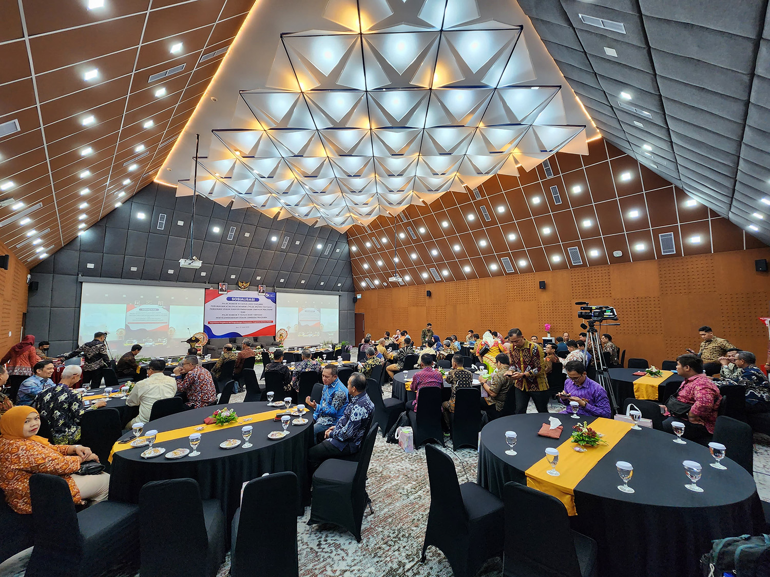 Askrindo Syariah Hadiri Sosialisasi POJK No. 10 dan 11 Tahun 2025 