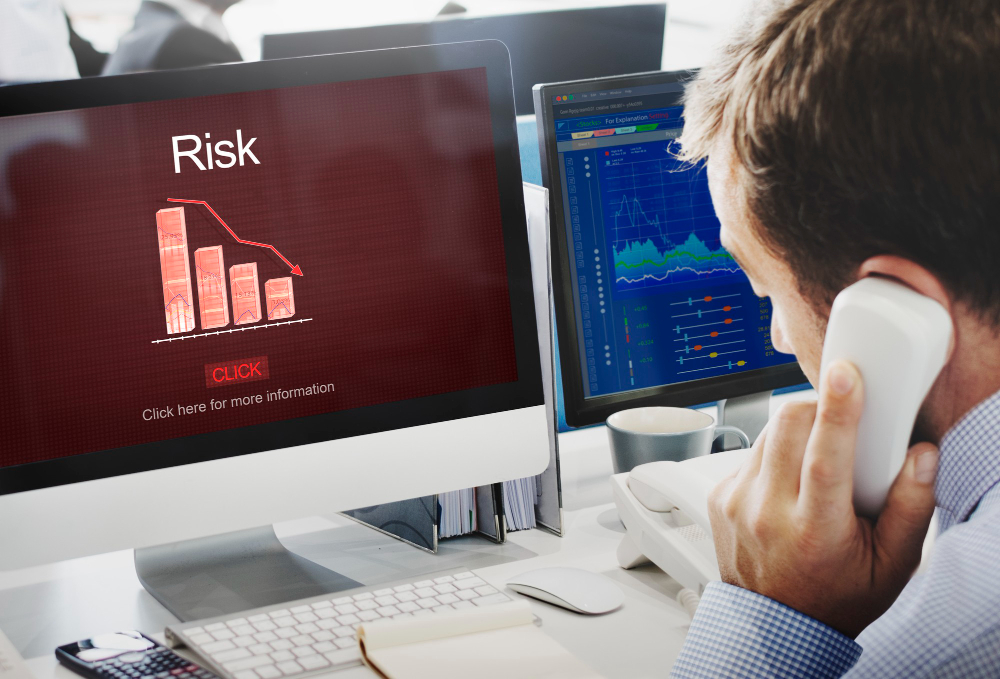 Default Risk pada Pembiayaan Syariah: Dampak Prinsip Halal dan Risiko Proyek