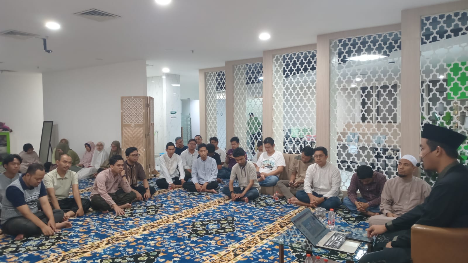Askrindo Gelar Qiyamul Lail dan Tausiyah Subuh awal Januari 2026