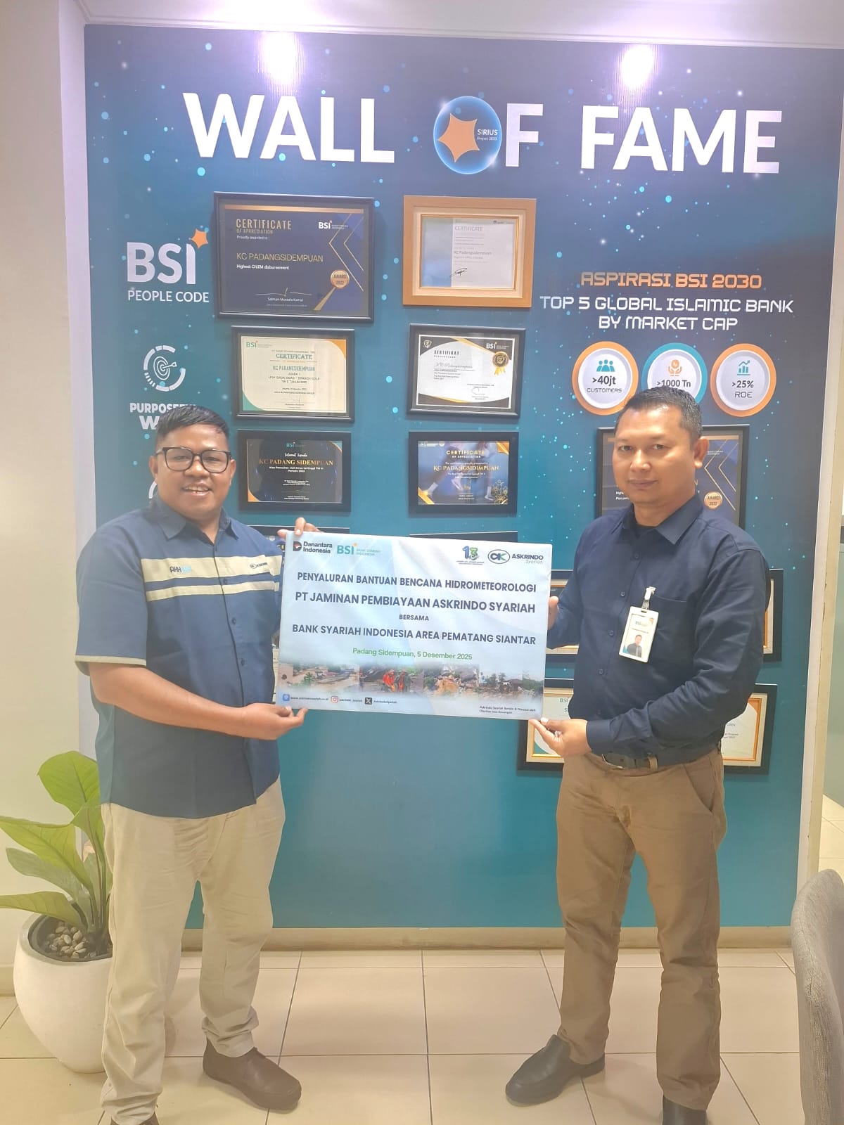 Askrindo Syariah Serahkan Bantuan Bencana di Sumatera Utara